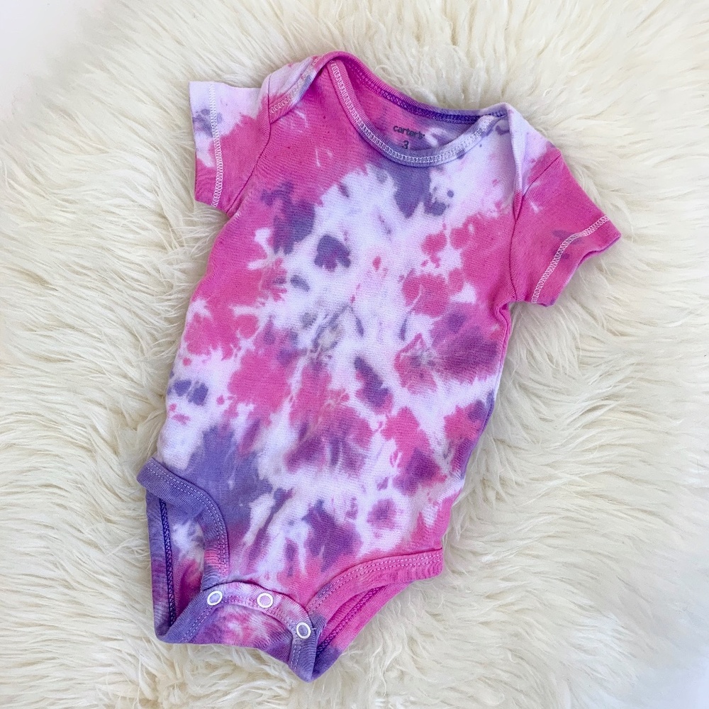 CARTER’S | Pink/Purple Tie Dye Bodysuit - Picture 3 of 4